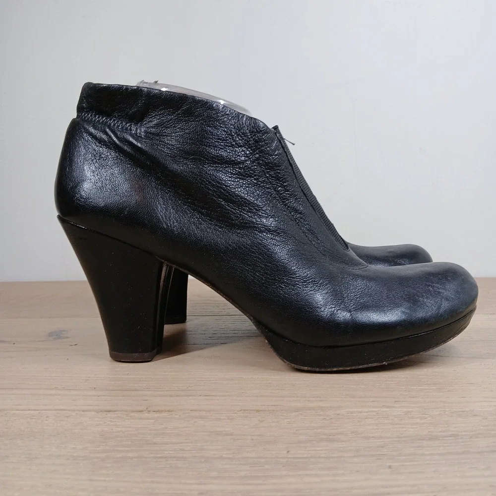 Naya Leather Ankle Boots Women 10 Black Grained Leather Platform Chunky Heel